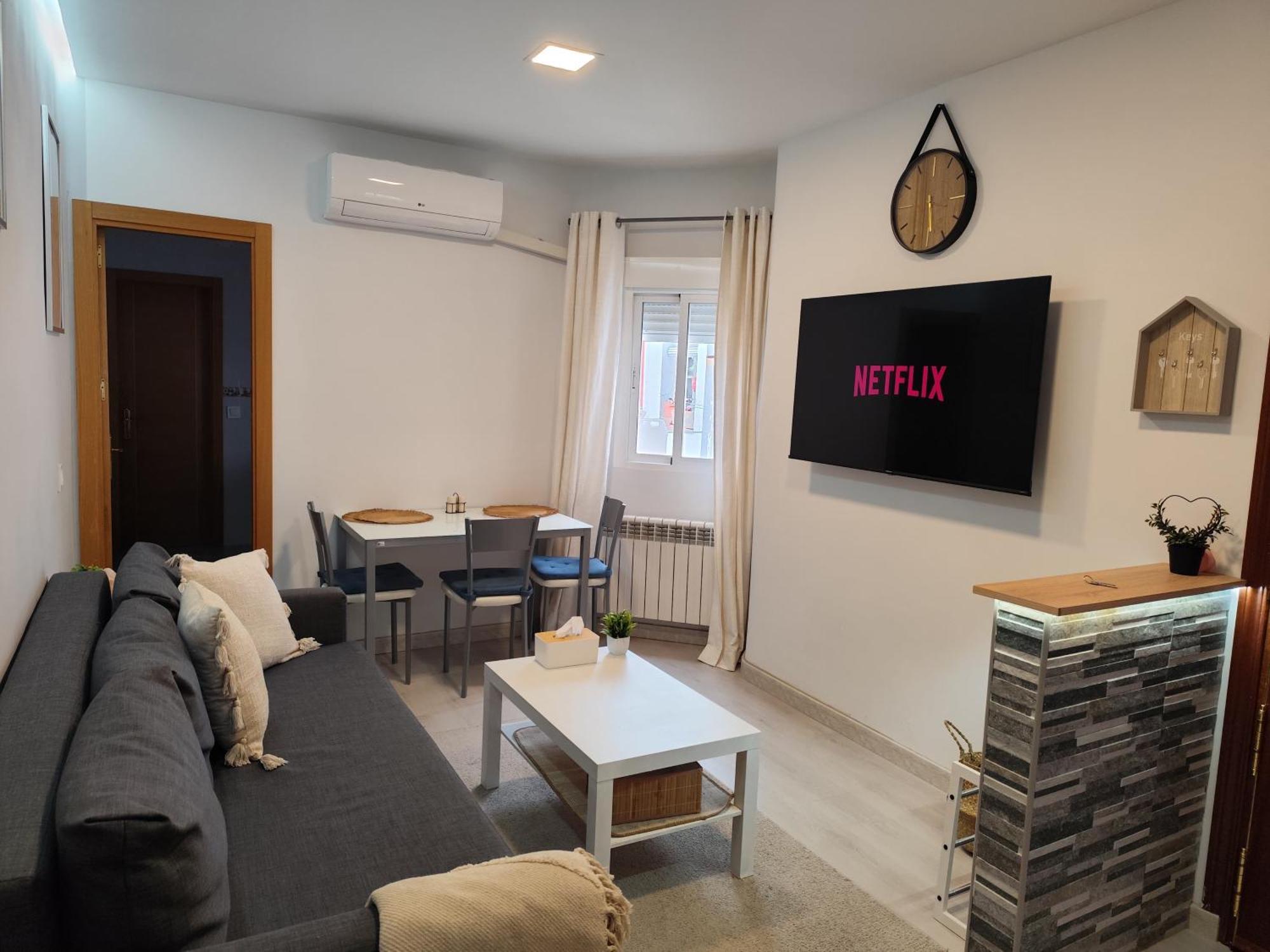Cozy Apartment In The Heart Of Madrid Eksteriør billede